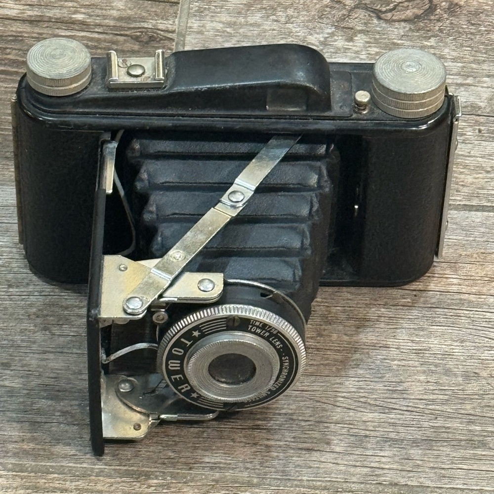 Vintage 1950s Tower Folding Camera 110mm lens​